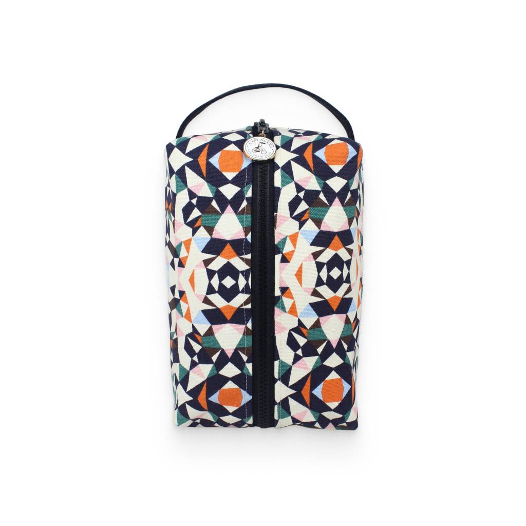 Box Zip: Kaleidoscope Women’s Fashion Box Zip: Kaleidoscope