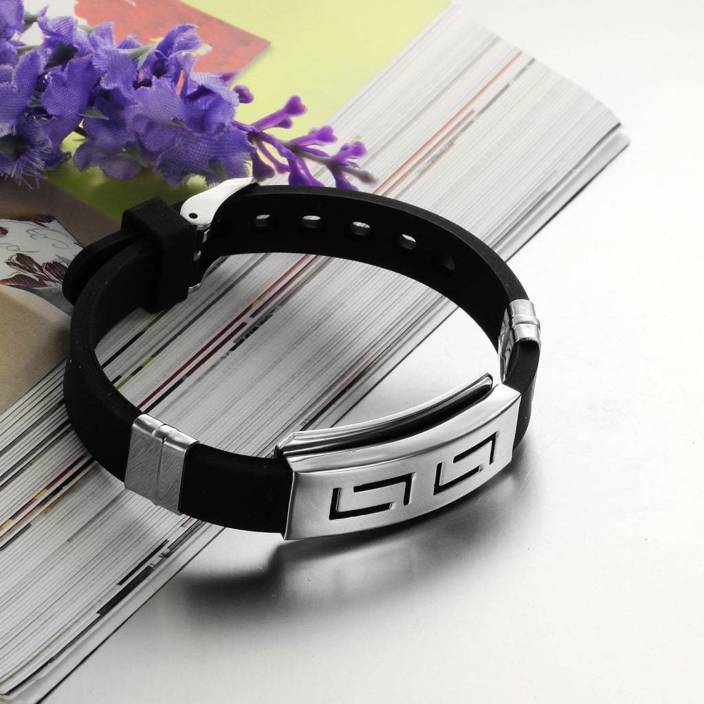 Black Stainless Steel Bracelet Women’s Fashion Black Stainless Steel Bracelet Women's Fashion