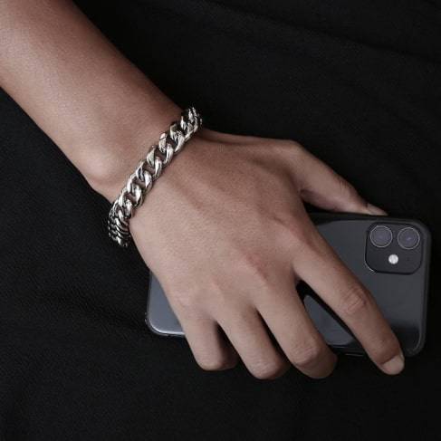 2-min Cuban Link Bracelet