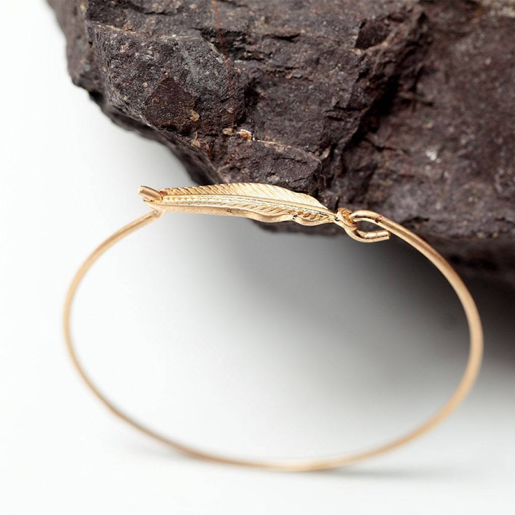 Elegant Leaf Bracelet Women's Fashion  