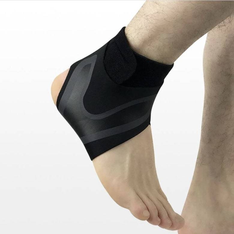Adjustable Ankle Compression Brace Sports & Outdoors Type : Left|Right Adjustable Ankle Compression Brace Sports & Outdoors Type : Left|Right